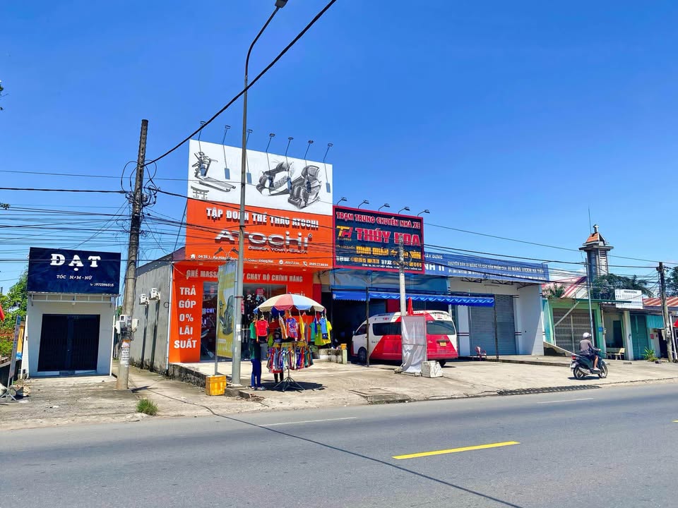 Nhà nguyên căn mặt tiền Quốc lộ 20, Định Quán, 60m² - Thích hợp kinh doanh mọi ngành nghề!