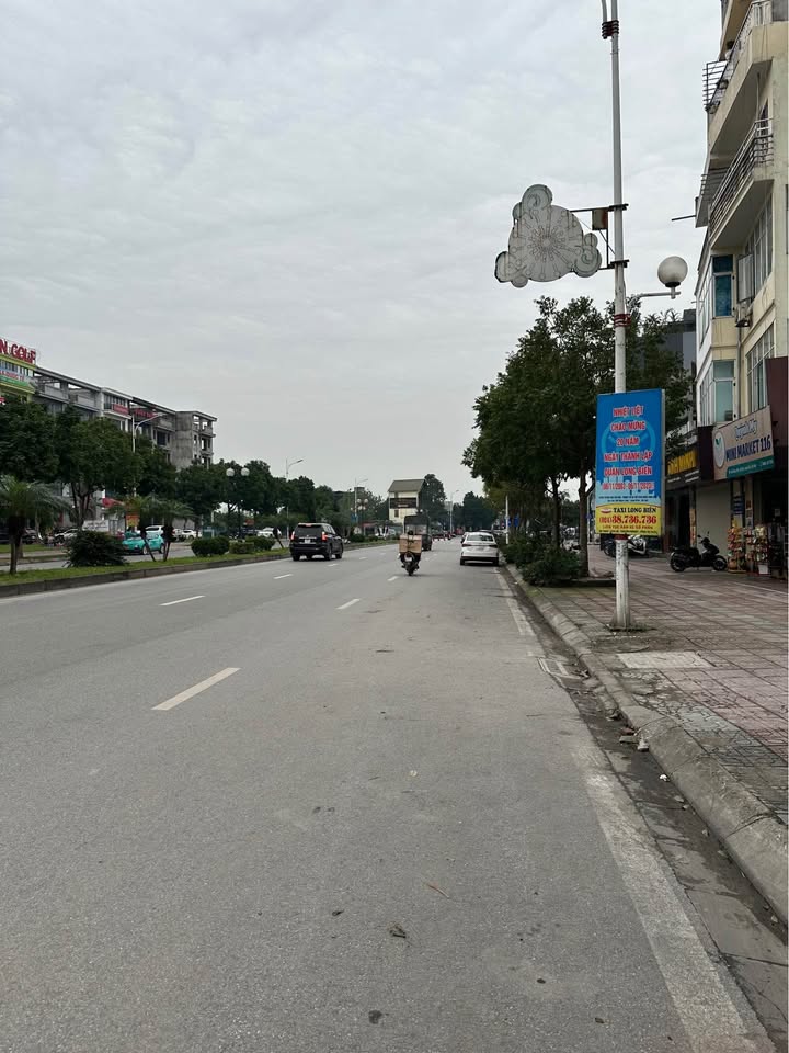 Đất Hồng Tiến Bồ Đề 70m² giá 16 tỷ - Vị trí đẹp, cơ hội hiếm có!