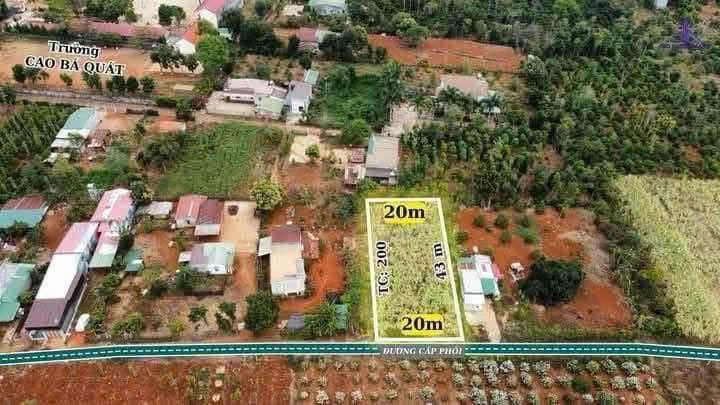 Đất nền Cư M'Gar, Đắk Lắk 200m² giá 1.58 tỷ - Vị trí đắc địa, sổ đỏ chính chủ!