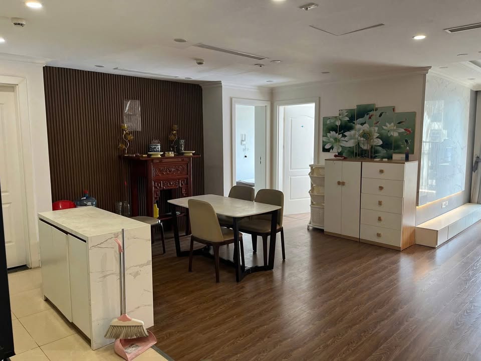 Căn hộ 2 phòng ngủ Sunshine Garden Minh Khai 80m² giá 7.5 tỷ - Sẵn sàng vào ở!