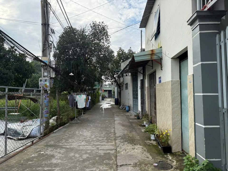 Đất hẻm 83 Phan Bội Châu, Dĩ An 97.6m² giá 3.2 tỷ - Cơ hội đầu tư hấp dẫn!