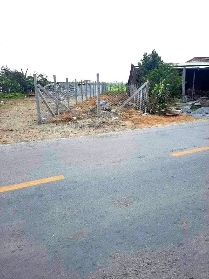 Đất thổ cư mặt tiền tỉnh lộ 833, phường Nhơn Thạnh Trung, 240m² giá 2.95 tỷ - Đầu tư sinh lời hấp dẫn!