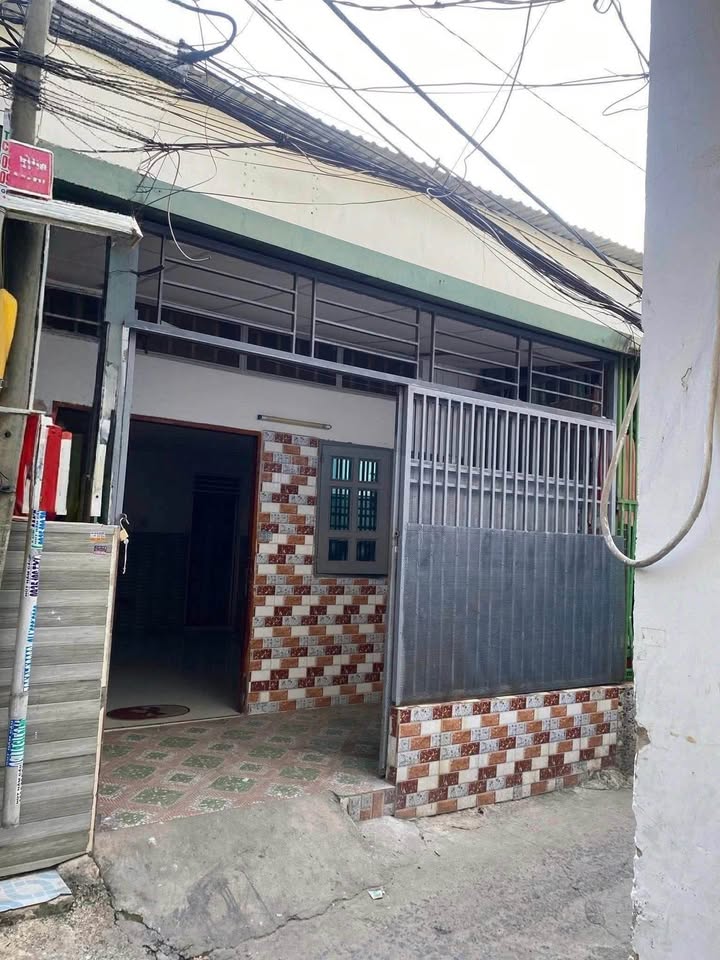 Nhà riêng Thủ Đức 28m² giá 1.45 tỷ - Sát chợ Hiệp Bình