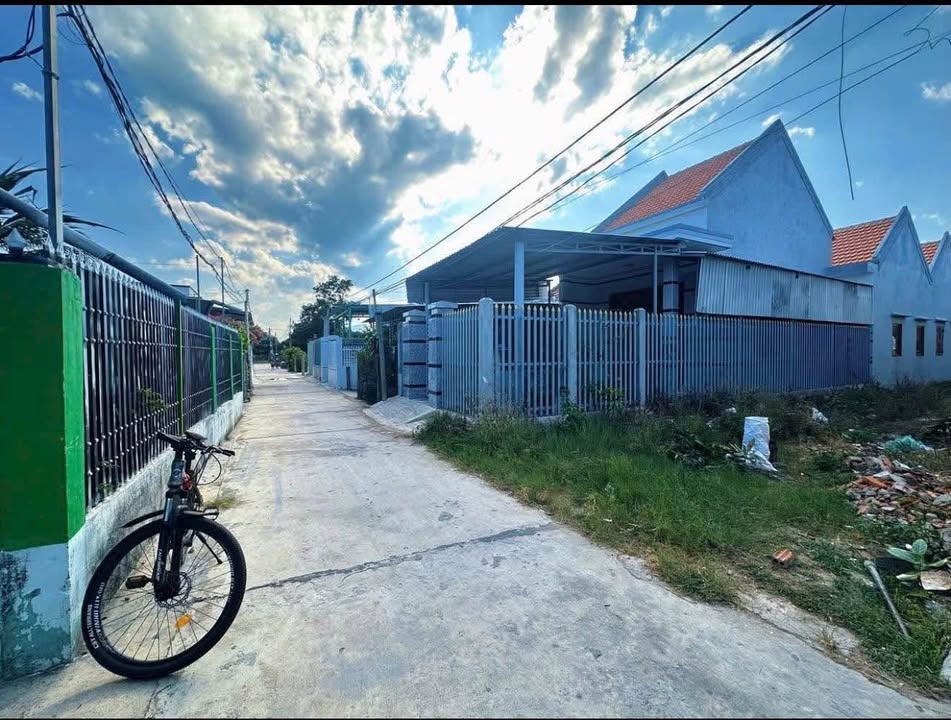 Đất thổ cư Vạn Thắng 200m² giá 800 triệu - Sổ hồng chính chủ, đường bê tông