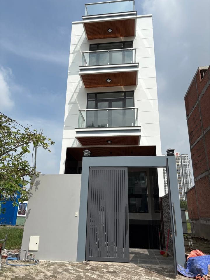 Nhà nguyên căn cho thuê quận 7 100m² giá 35 triệu - Nhà mới xây, sạch sẽ!