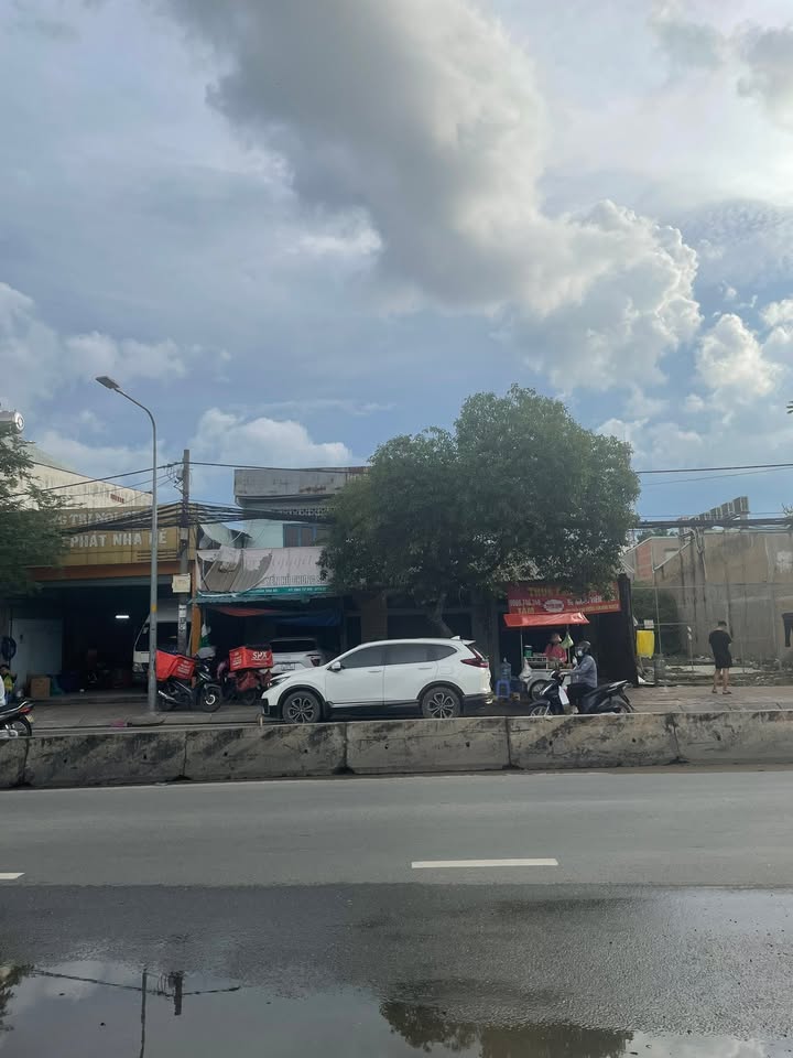 Đất mặt tiền đường Huỳnh Tấn Phát 278m² giá 25.8 tỷ - Vị trí đắc địa, thương lượng tốt!