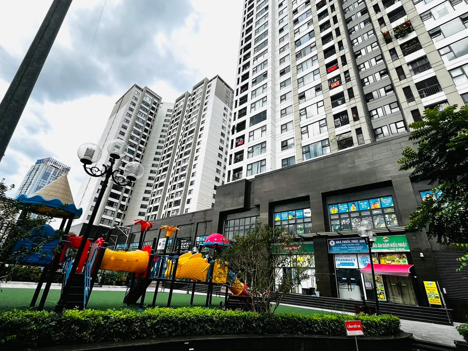 Shophouse Toà Lacasta Văn Phú 32m² giá 3,x tỷ - Cơ hội đầu tư hấp dẫn!