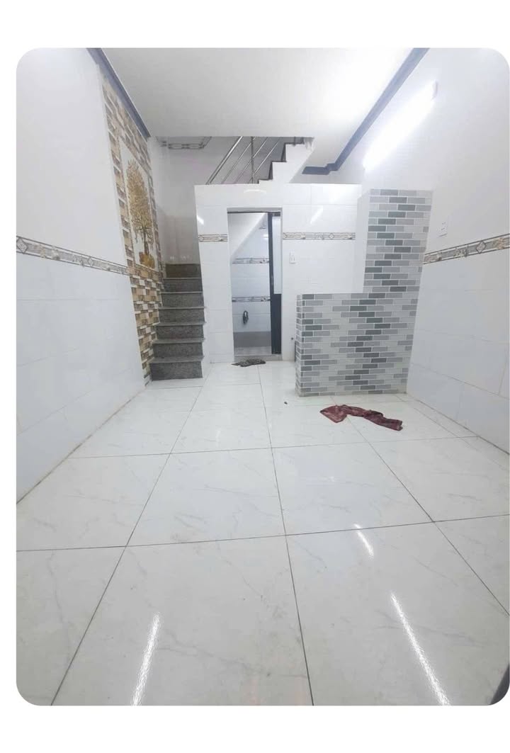 Nhà phố Lê Thành Phương Q.8 15m² giá 970 triệu - Nhà mới vào ở ngay!