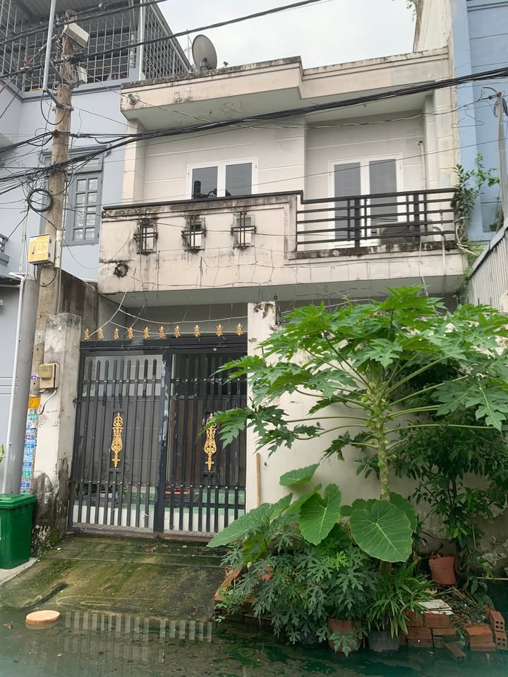 Nhà mặt tiền đường lớn 10m Phú Hữu, Thủ Đức 75m² giá 3 tỷ - Cơ hội vàng cho đầu tư!