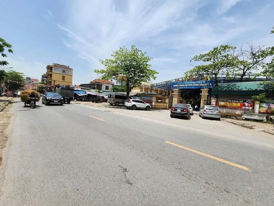 Nhà mặt phố Định Công Thượng, 160m² - Mặt tiền 11,5m, cho thuê giá tốt!