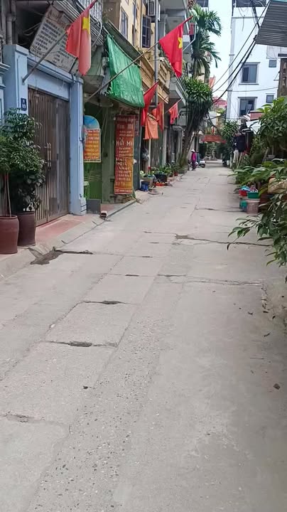 Nhà Liên Ninh, Thanh Trì 65m² giá 1 tỷ - Ô tô vào tận nhà!