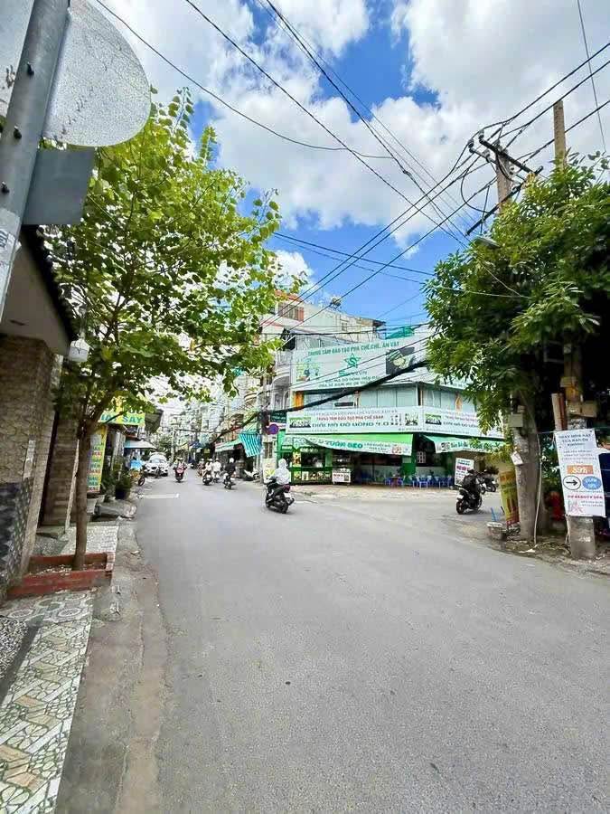 Bán gấp FrontHouse Tân Bình 116m² giá 16.99 tỷ - Mặt tiền kinh doanh sầm uất!