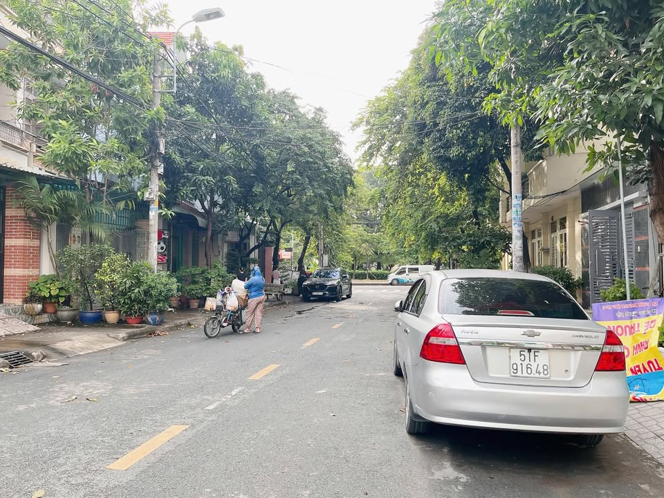 Nhà Mặt Tiền Lê Trọng Tấn, Tây Thạnh, Quận Tân Phú 100m² giá 10.3 tỷ - Đầu tư sinh lời ngay!