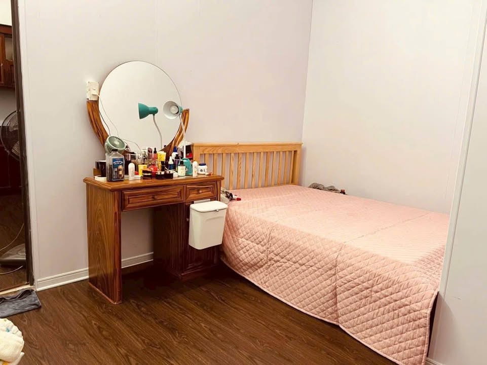 Nhà cho thuê Ngõ 24, đường Nguyễn Tất Thành, Vĩnh Yên - 2 phòng ngủ giá 4 triệu/tháng