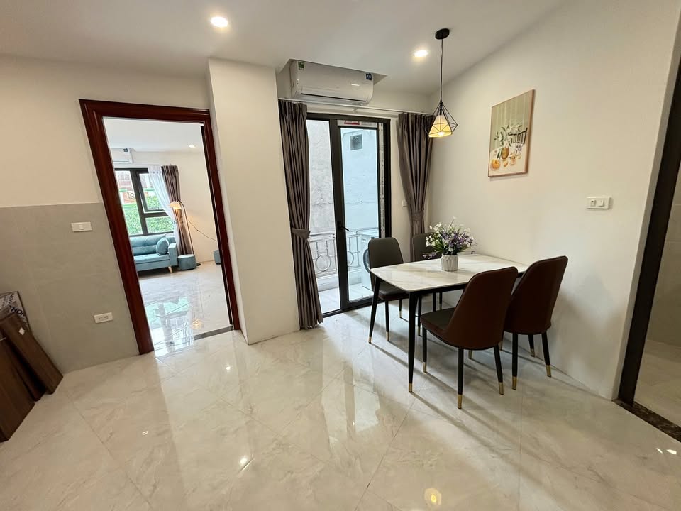Căn hộ cho thuê Ngõ 1 Nguyễn Thị Định, Cầu Giấy 70m² giá 10.5 triệu - Full nội thất sang trọng!