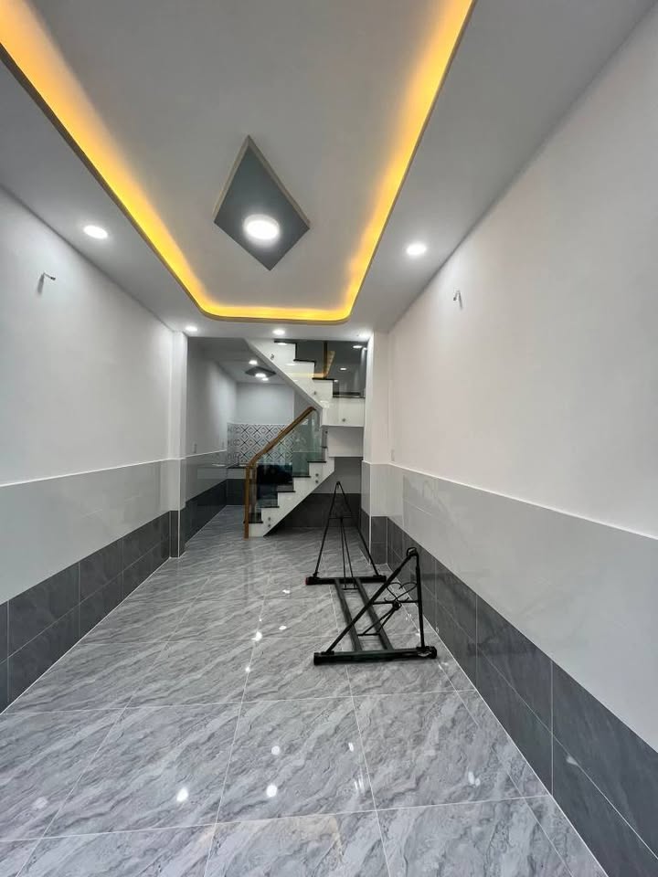 Nhà hẻm Lê Văn Lương, Tân Hưng, Quận 7, 27m², giá 1.65 tỷ - Bán gấp!