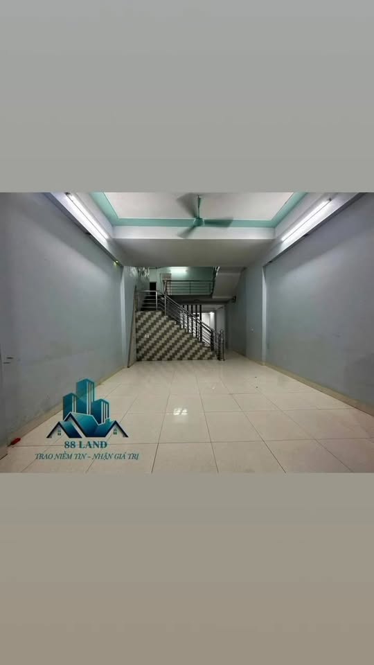 Bán nhà 1,5 tầng Dĩnh Kế, Bắc Giang 108m² giá 3 tỷ - Vị trí đẹp, tiện ích đầy đủ!