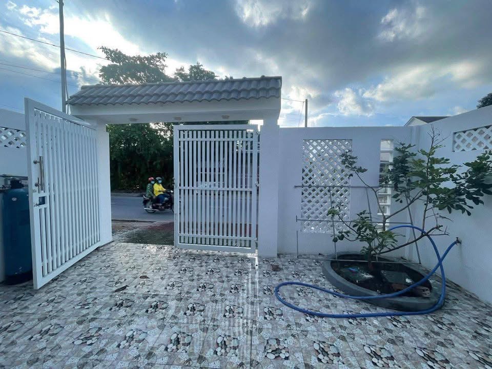 Nhà mái thái Trà Vinh 156m² giá 3.95 tỷ - Vị trí đắc địa gần công an