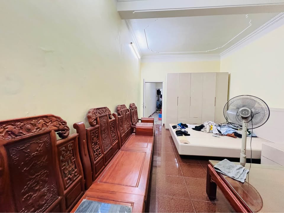 Nhà 4 tầng mặt đường Cát Cụt, Lê Chân, Hải Phòng 76m² - Kinh doanh sầm uất!