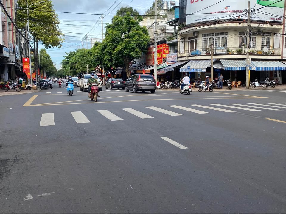 Nhà mặt tiền kinh doanh Phan Bội Châu Buôn Ma Thuột 54m² giá 14 tỷ - Vị trí đắc địa cho đầu tư!