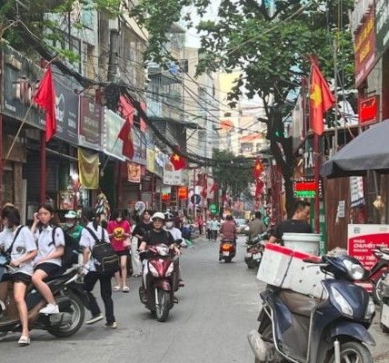 Nhà phố Mỹ Đình 51m² giá 9 tỷ - Vị trí trung tâm, tiện ích đầy đủ!