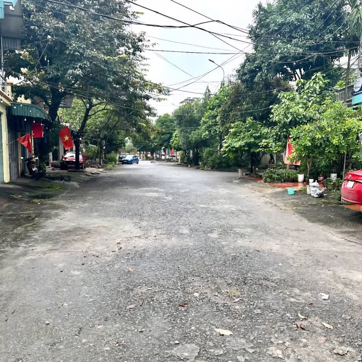 Nhà 2 mặt tiền Trần Quý Cáp 43m² giá chỉ hơn 1 tỷ - Cơ hội đầu tư tuyệt vời!