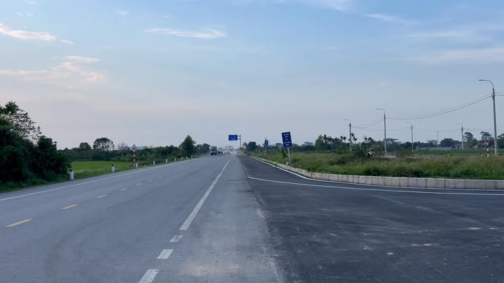 Đất mặt đường liên tỉnh Nguyên Hoà, Phù Cừ, Hưng Yên 100m² giá 2.5 tỷ - Cơ hội đầu tư cực tốt!