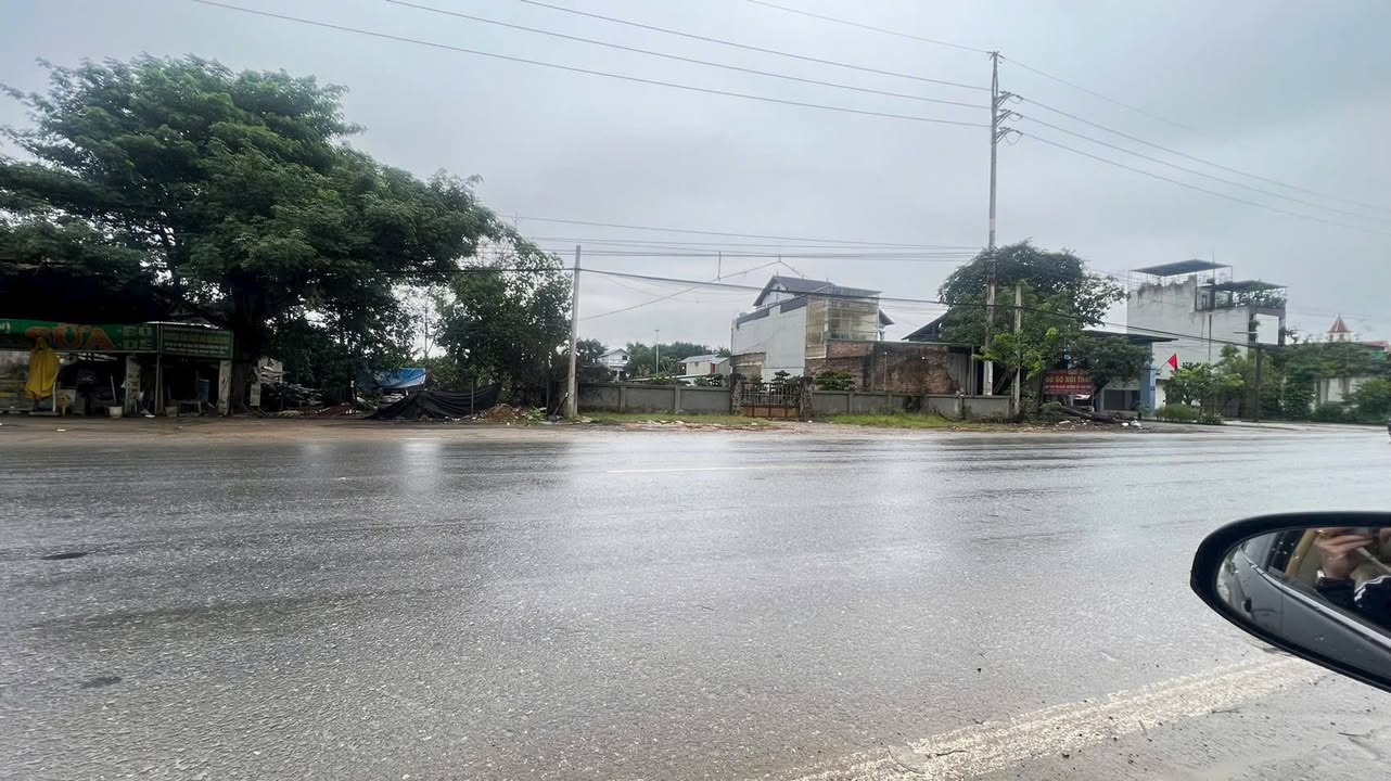 Đất mặt Quốc Lộ 21 - Thôn 7, xã Phú Cát, 1000m² - Vị trí đắc địa, tiện lợi kinh doanh!