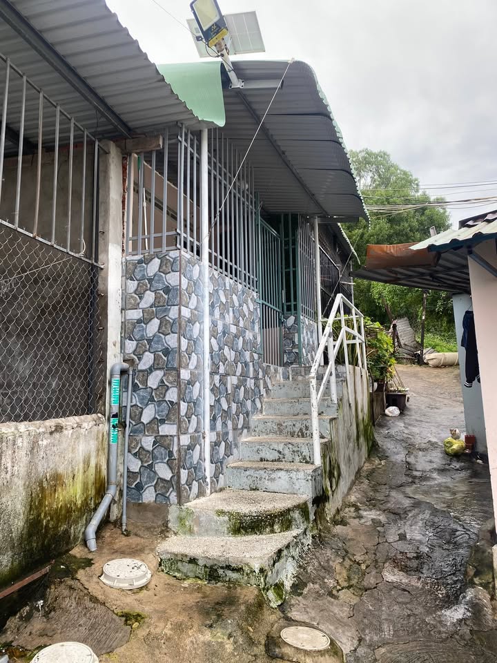 Nhà riêng khu phố núi, phường Quang Trung - Giá 500 triệu - Chính chủ bán gấp!