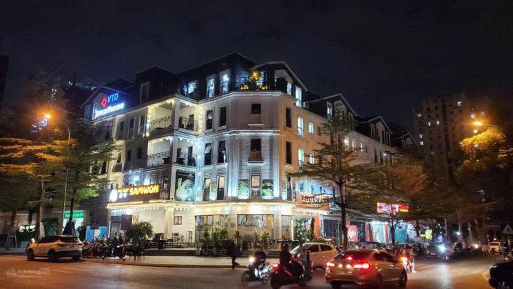 Bán nhà liền kề phố Mạc Thái Tổ, Cầu Giấy 130m² giá 63 tỷ - Đối diện vườn hoa