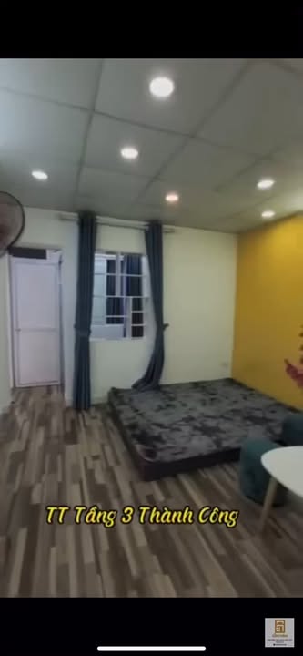 Căn hộ cho thuê phố Nguyên Hồng Đống Đa 60m² giá 7.2 triệu - Nhà thoáng đẹp, gần hồ!