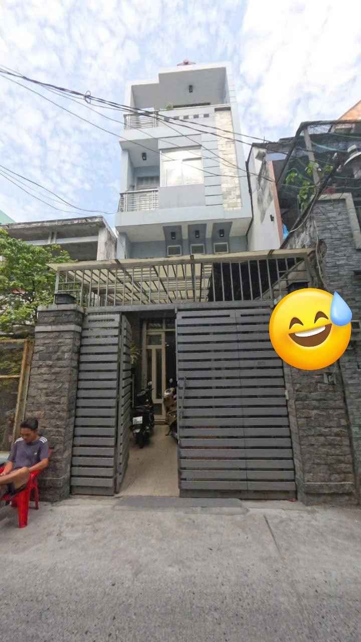 Nhà phố đường Phạm Văn Chí, quận 6, 261m² giá 11 tỷ - Phù hợp cho gia đình lớn!