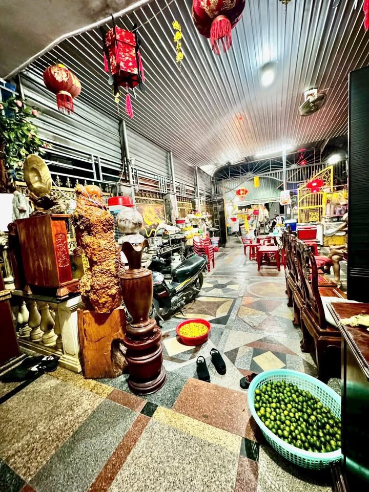 Nhà phố Trảng Dài 132m² giá 2.72 tỷ - Mặt tiền lớn, buôn bán thuận lợi!