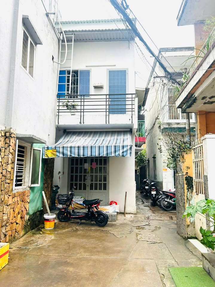 Nhà riêng 3 tầng hẻm ô tô Nguyễn Văn Nghi 15m² giá chỉ 1.95 tỷ - Chính chủ bán gấp!