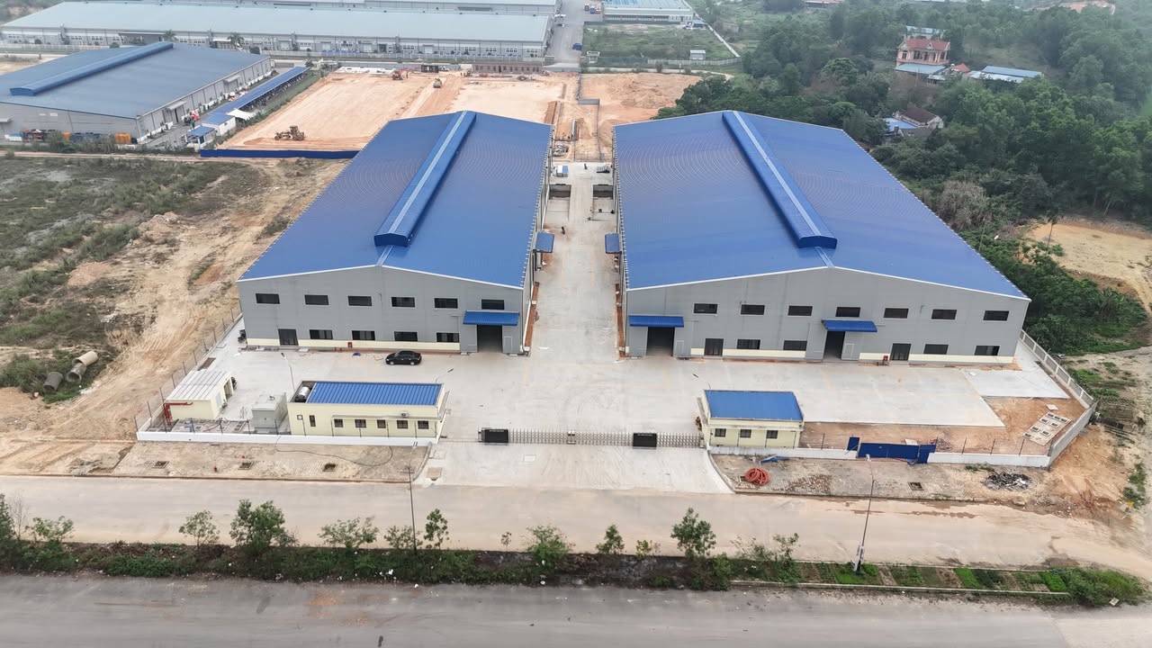 Cho thuê nhà xưởng 7000m² KCN Sông Công II - Giá chỉ 4,1 triệu/tháng!