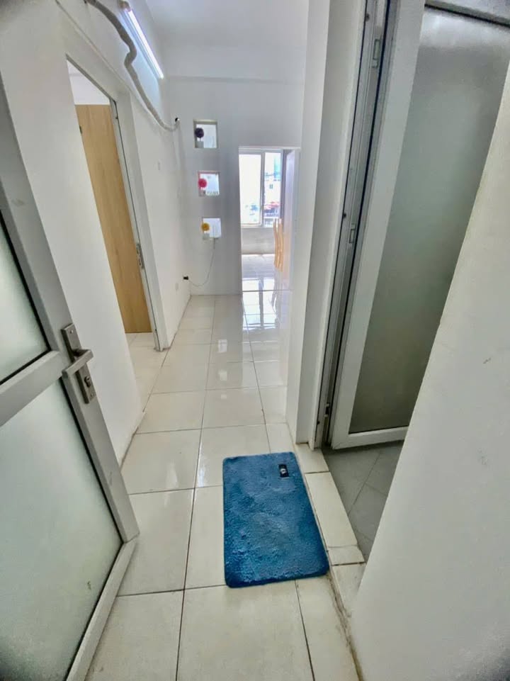 Căn hộ cho thuê ngõ 28/157 Chùa Láng 55m² giá 7.5 triệu - Ở ngay không chung chủ!