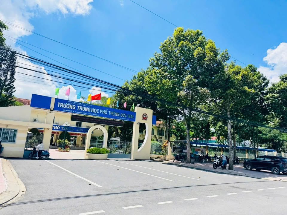 Đất thổ cư thị trấn Đức Hòa Long An 520m² giá 6.1 tỷ - Mặt tiền đường Nguyễn Văn Dương