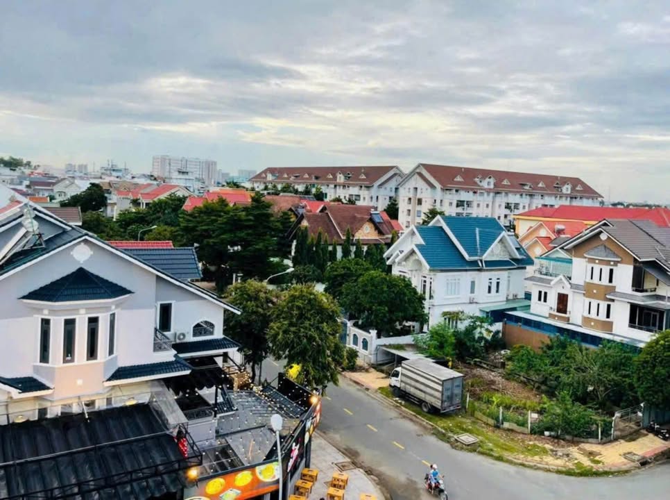 Biệt thự Hoja Villa Khang Điền 114m² giá 13.9 tỷ - Sẵn sàng vào ở ngay!