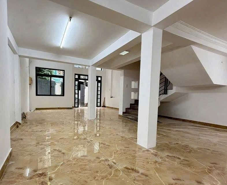 Biệt thự đẹp Tân Bình 93m² giá 13.8 tỷ - Ở ngay, không cần sửa chữa!