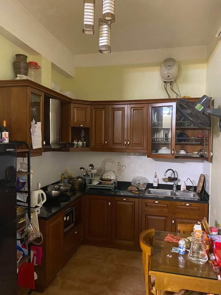 Căn hộ chung cư Đường Sắt 35 Láng Hạ 64m² giá thỏa thuận - An ninh 24/7, tiện nghi đầy đủ!