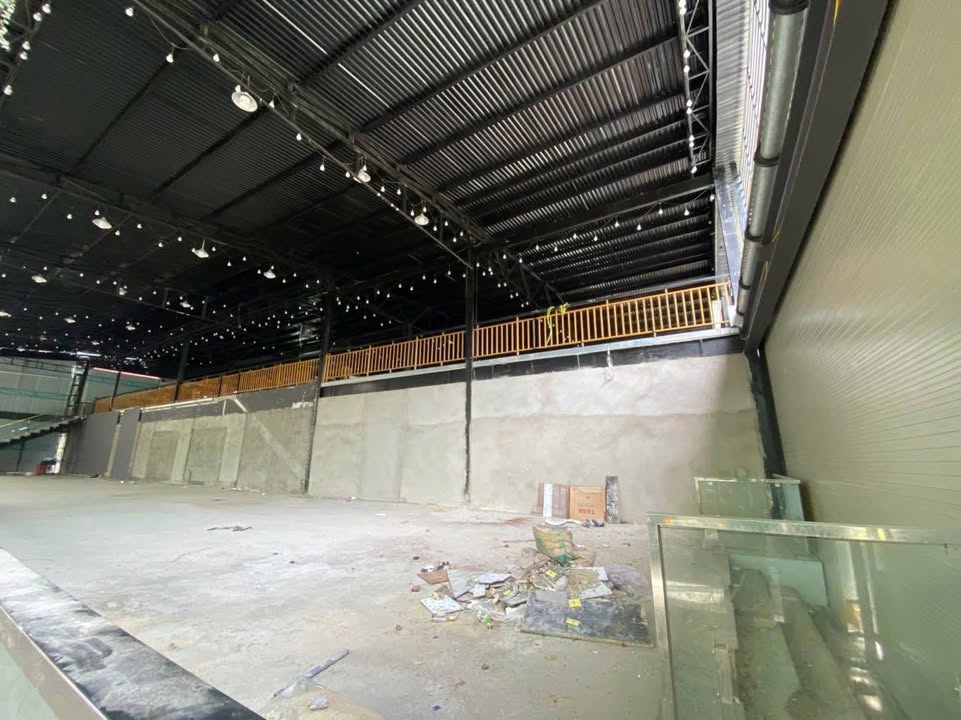 Cho thuê mặt bằng 2 mặt tiền đường Trần Phú 600m² - View biển cực đẹp!