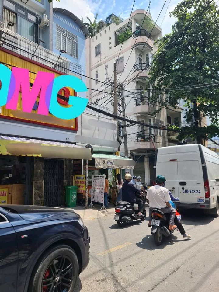 Bán nhà góc 2 mặt tiền - Phường 13, Quận Tân Bình - 49m² giá 10.5 tỷ - Cơ hội đầu tư tuyệt vời!