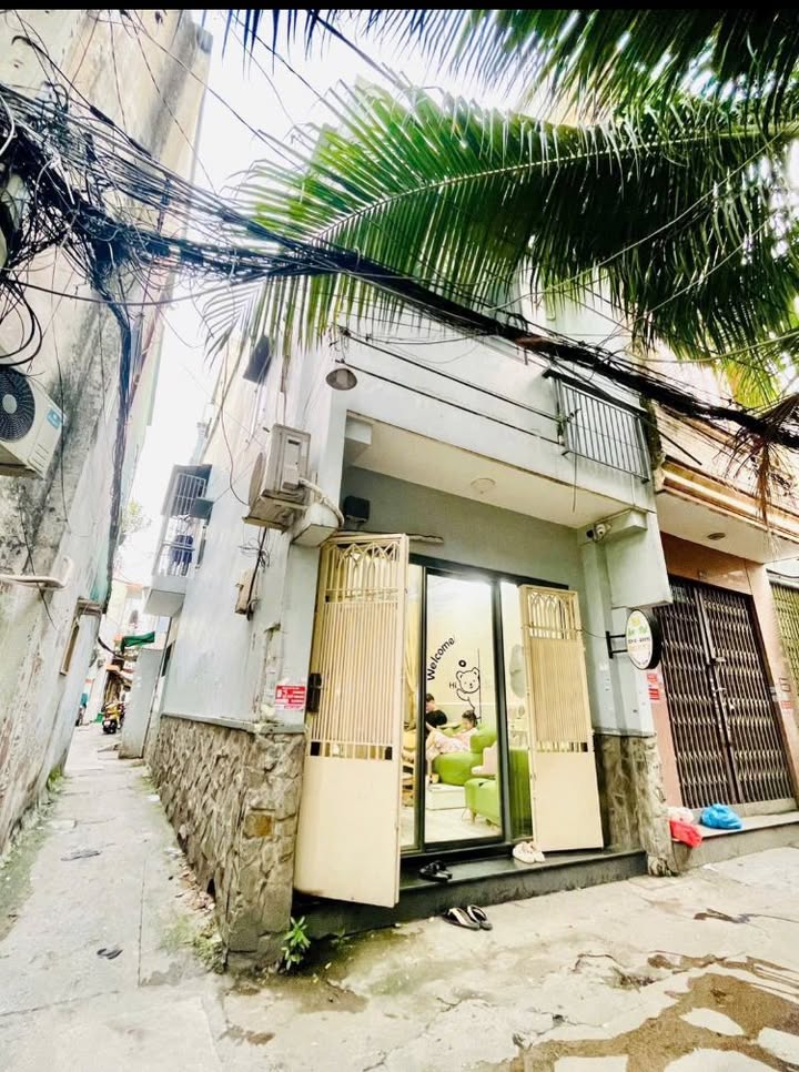 Nhà góc 2 mặt tiền Hồ Bá Kiện, P15 Q10, Diện tích 42m², Giá 8 tỷ - Pháp lý rõ ràng, Sẵn sàng chuyển nhượng!