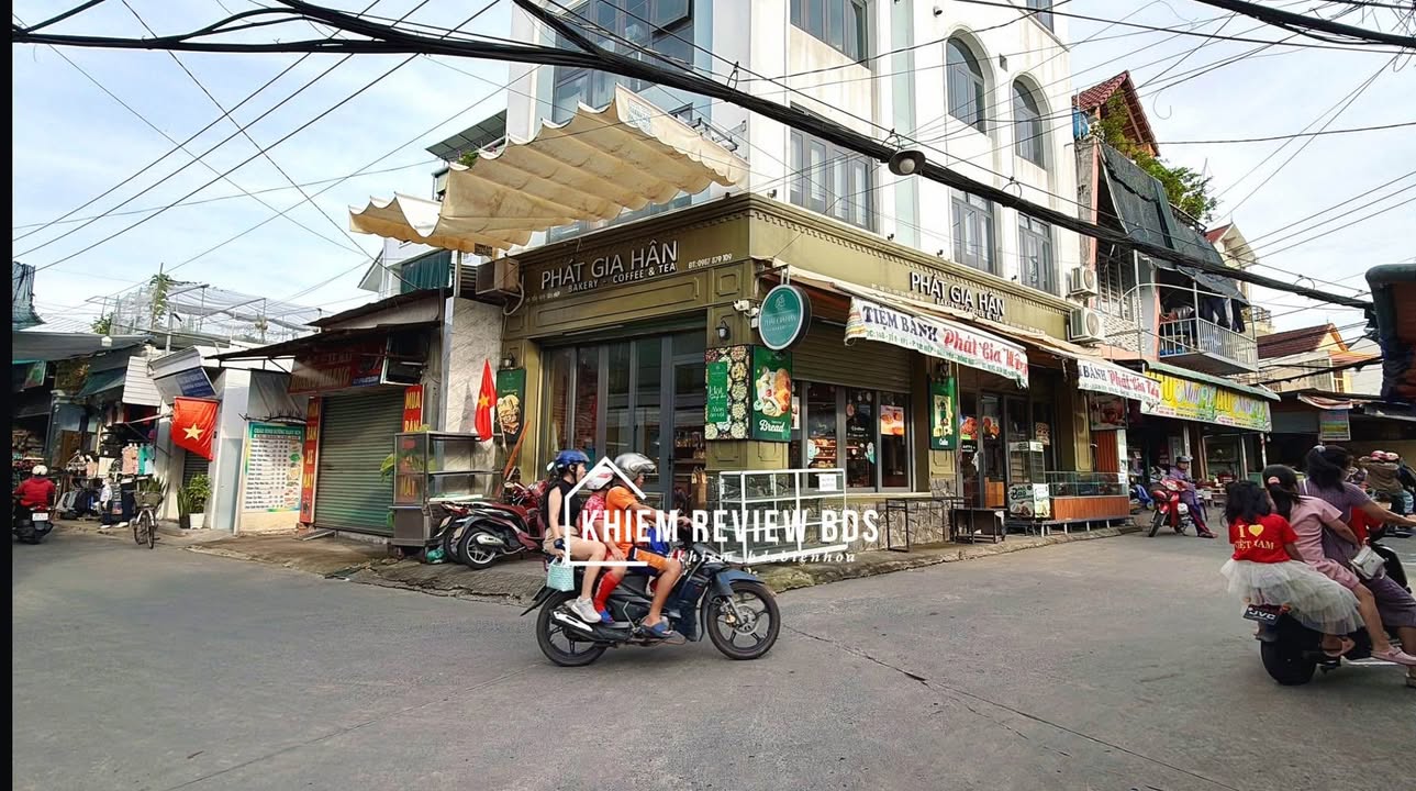 Nhà phố 1 trệt 1 lầu tại Tân Hiệp, Biên Hòa - 69m² giá 3.65 tỷ - Thiết kế hiện đại, an ninh tuyệt đối!