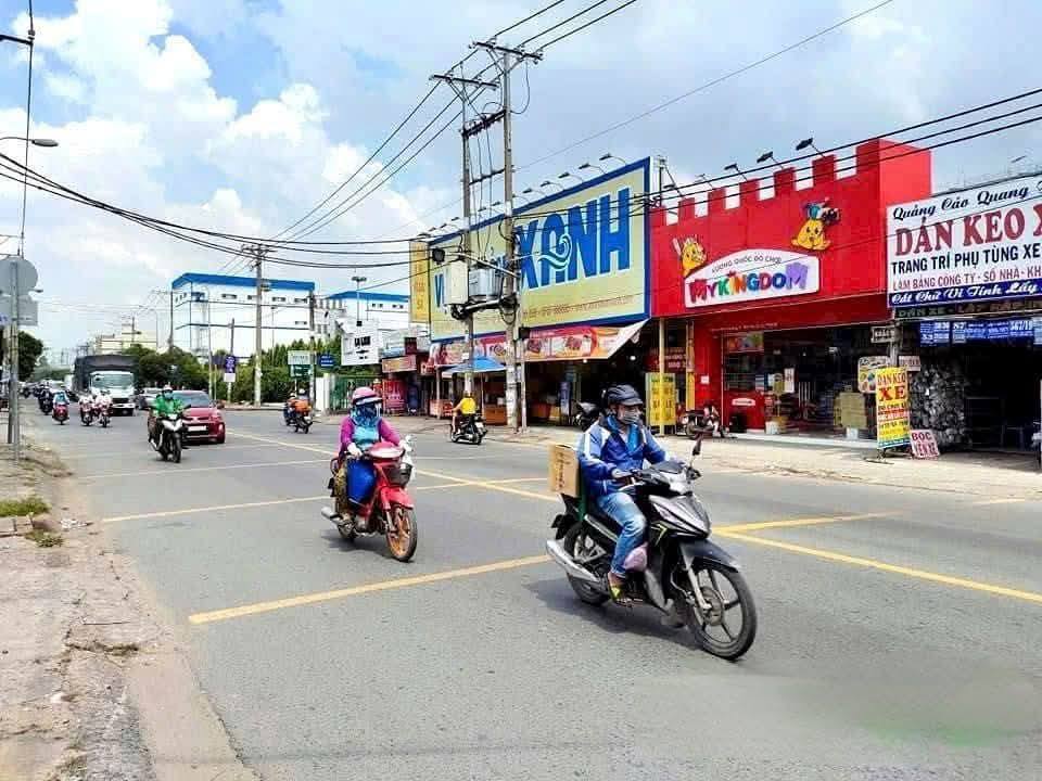 Đất nền Bà Triệu, Hóc Môn 890m² giá 65 tỷ - Cơ hội đầu tư hấp dẫn!