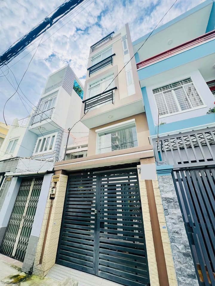 Nhà riêng hẻm xe hơi Bạch Đằng, Bình Thạnh 50m² giá 10.5 tỷ - Sổ đẹp chính chủ!