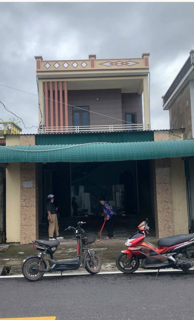 Nhà 2 tầng Kiến Xương Thái Bình 142m² giá 2.8 tỷ - Kinh doanh thuận lợi!