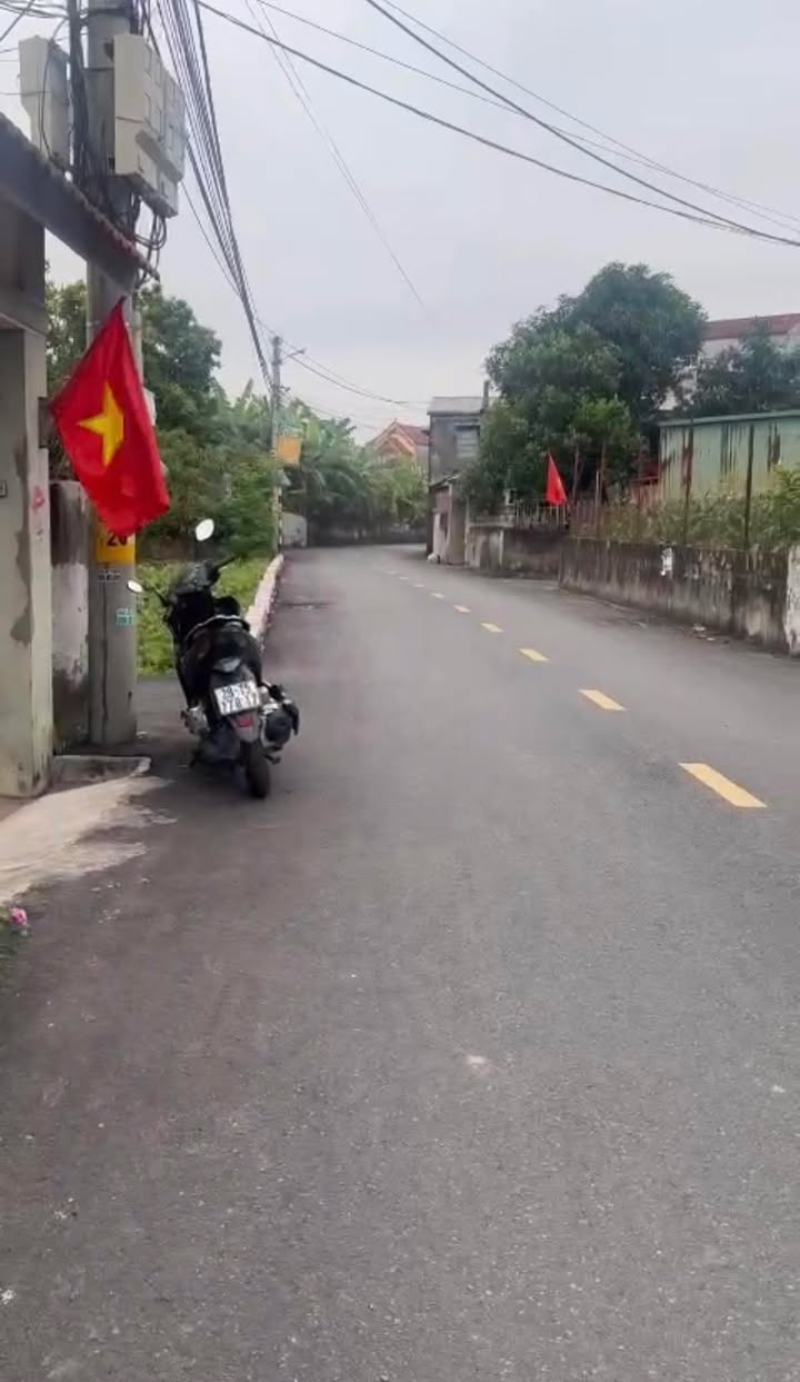 Nhà riêng Chương Dương, Thường Tín 64m² giá 2.8 tỷ - Ô tô 7 chỗ đỗ cửa