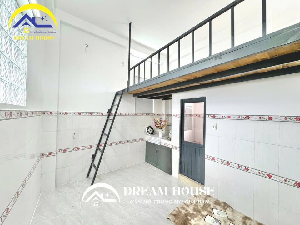 Duplex cho thuê đường Nguyễn Sơn, Q. Tân Phú 25m² - Không gian thoáng đãng với 2 cửa sổ trời!