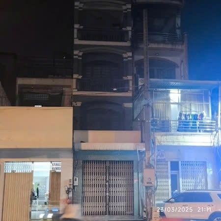 Cho thuê FrontHouse Trường Chinh, Tân Bình 88m² - Phù hợp làm văn phòng, kinh doanh!